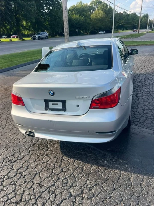 2005 BMW E60 5 Series Sedan - Image 10 of 20