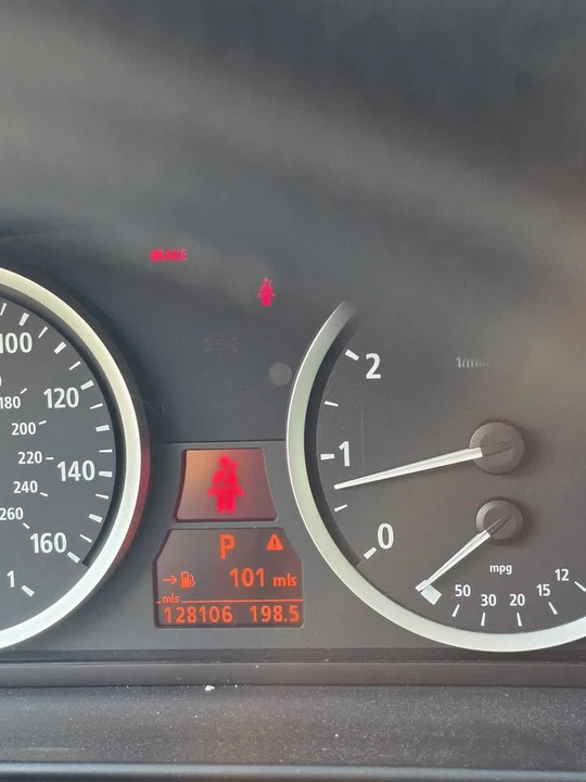 2005 BMW E60 545i & 550i Sedan - Image 3 of 6