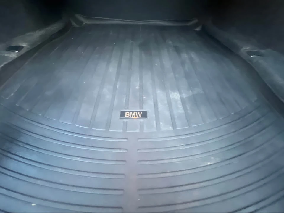 2005 BMW E60 545i & 550i Sedan - Image 16 of 19