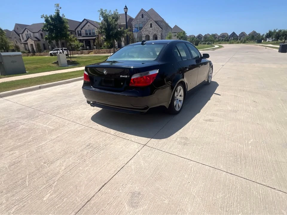 2005 BMW E60 545i & 550i Sedan - Image 6 of 19