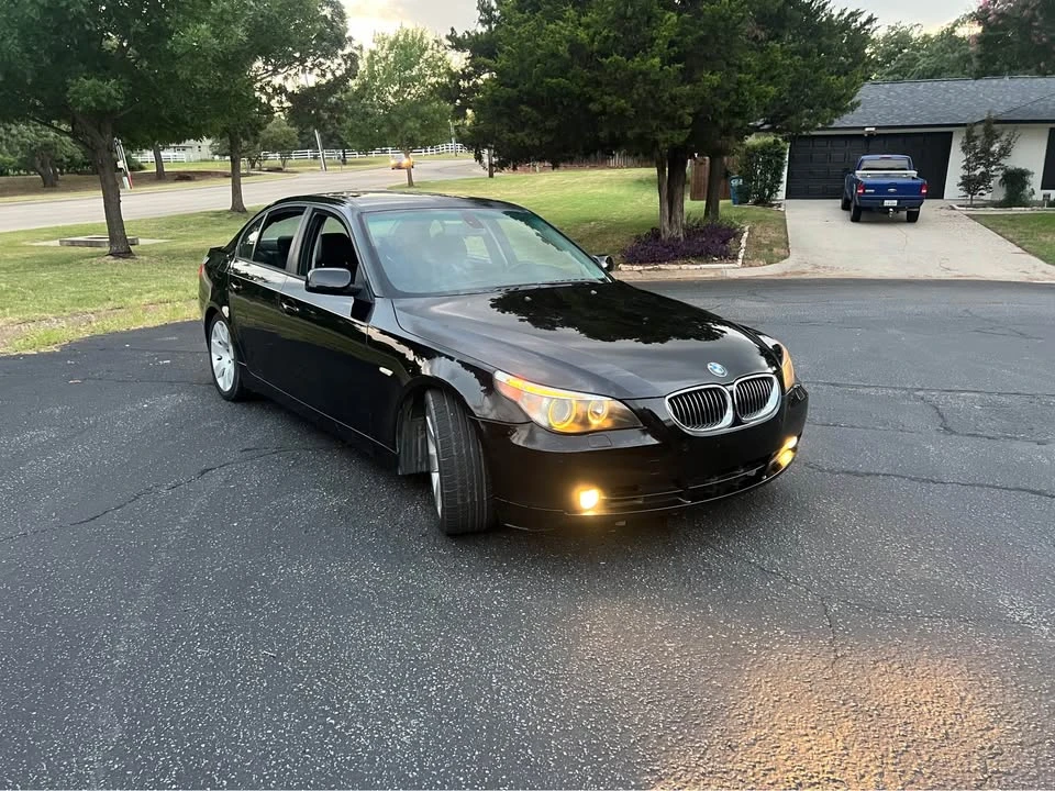 2005 BMW E60 545i & 550i Sedan - Image 2 of 19