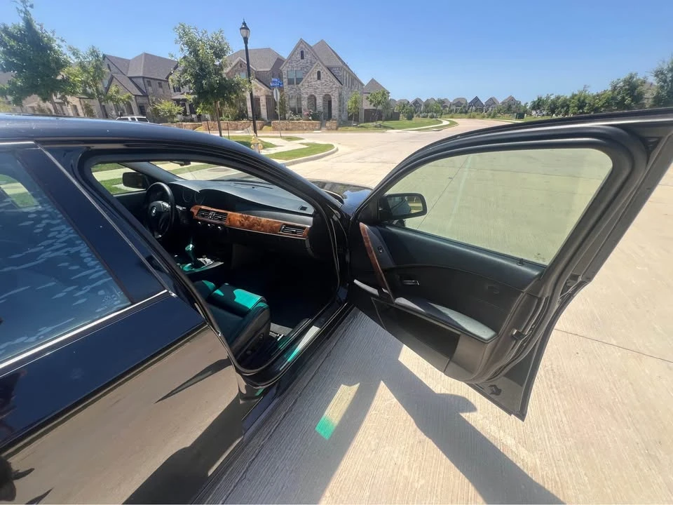 2005 BMW E60 545i & 550i Sedan - Image 13 of 19