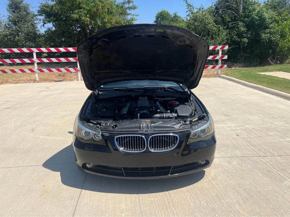 2005 BMW E60 545i & 550i Sedan - Image 15 of 19