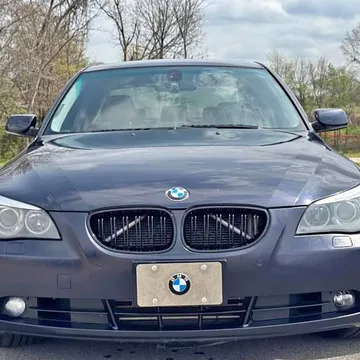 2005 BMW 5 Series 545i Sedan