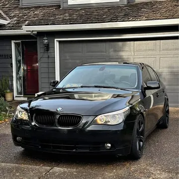 2005 BMW 5 Series 545i Sedan 4D