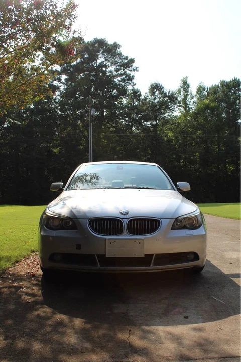 2005 BMW E60 545i & 550i Sedan - Image 8 of 13