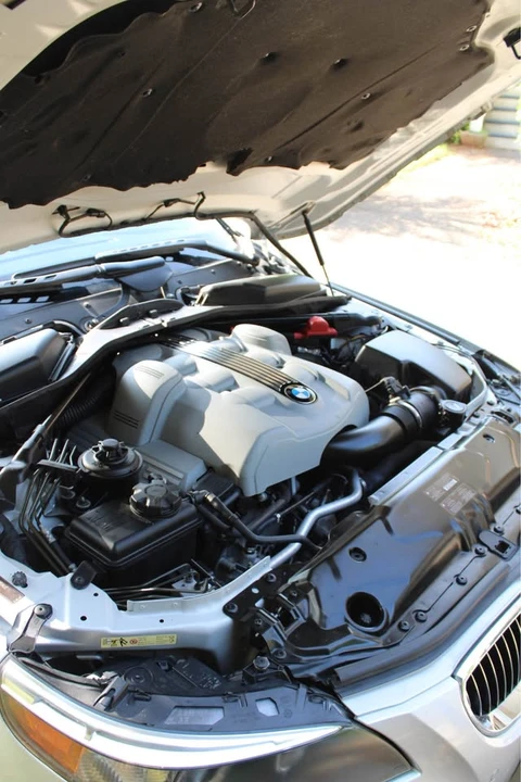 2005 BMW E60 545i & 550i Sedan - Image 12 of 13
