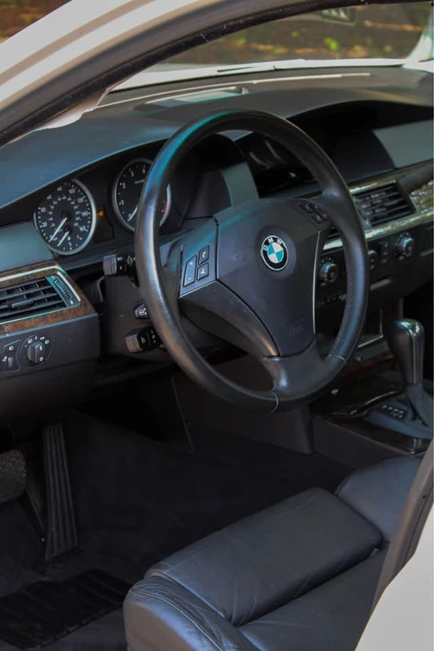 2005 BMW E60 545i & 550i Sedan - Image 6 of 13