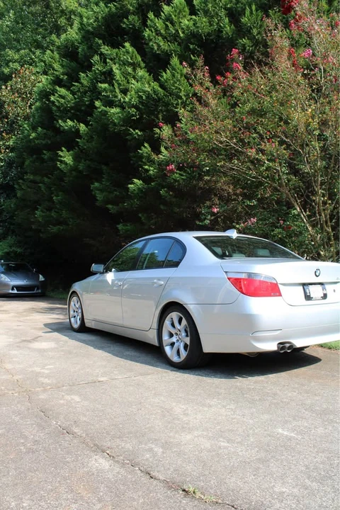 2005 BMW E60 545i & 550i Sedan - Image 3 of 13