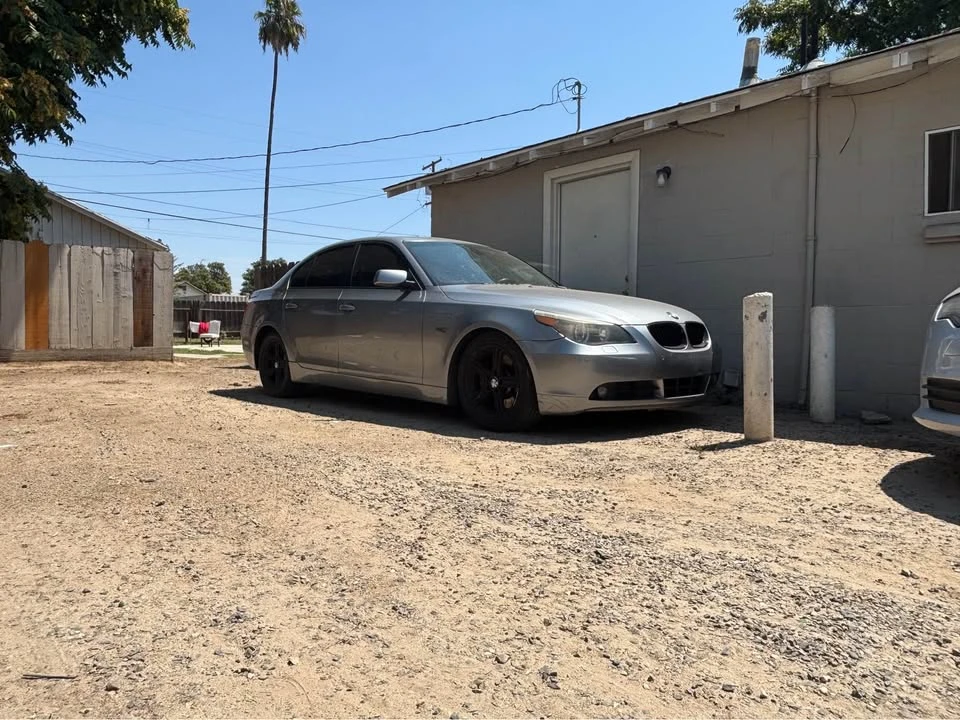 2005 BMW E60 545i & 550i Sedan - Image 2 of 2