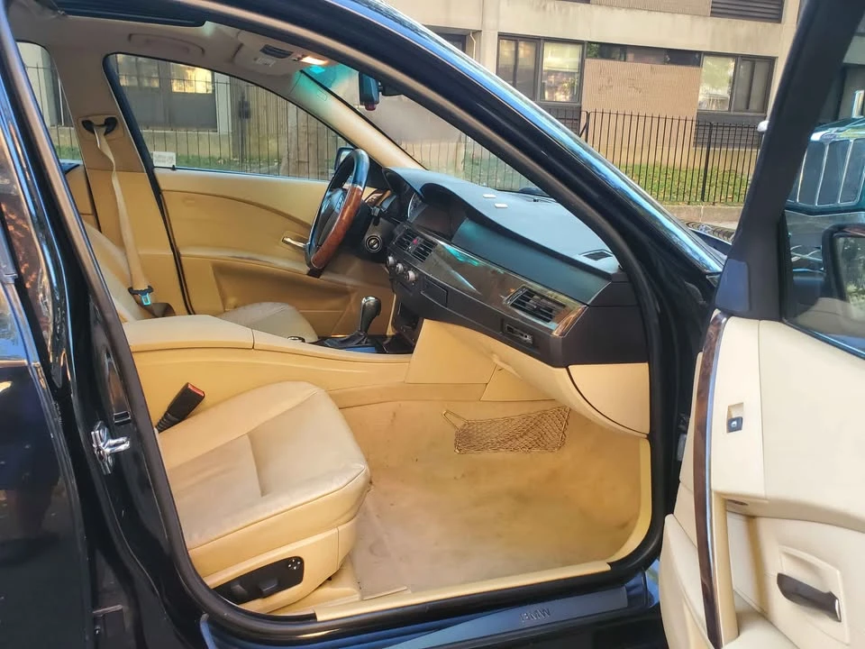 2005 BMW E60 545i & 550i Sedan - Image 13 of 16
