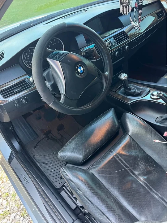 2005 BMW E60 545i & 550i Sedan - Image 8 of 9