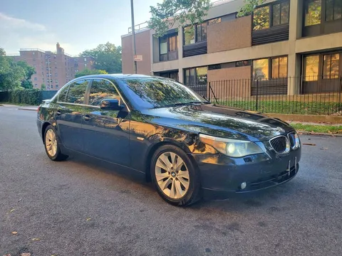 2005 BMW 5 Series 545i Sedan 4D
