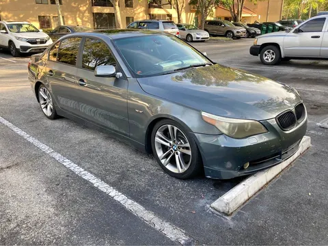 2005 BMW 5 Series 545i Sedan