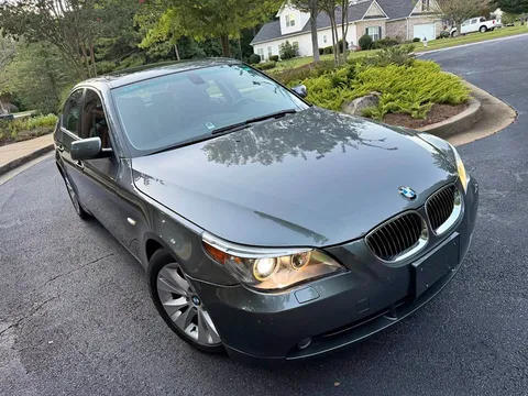 2005 BMW 5 Series 545i Sedan 4D