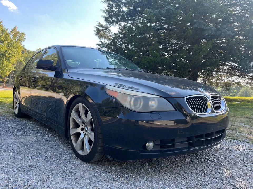 2005 BMW E60 545i & 550i Sedan - Image 6 of 13