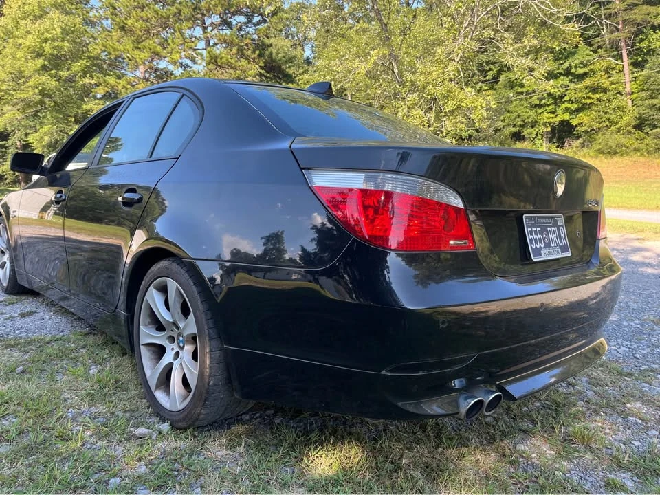 2005 BMW E60 545i & 550i Sedan - Image 9 of 13