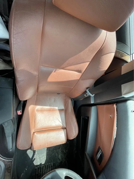 2005 BMW E60 545i & 550i Sedan - Image 4 of 6