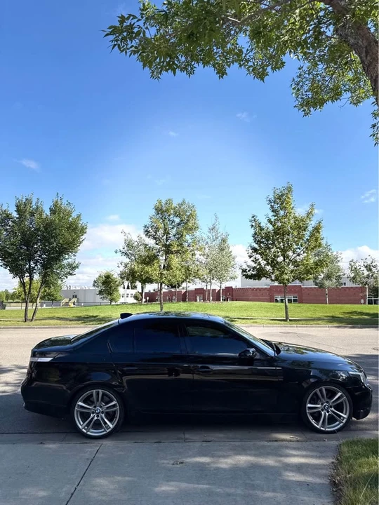 2005 BMW E60 5 Series Sedan - Image 2 of 12