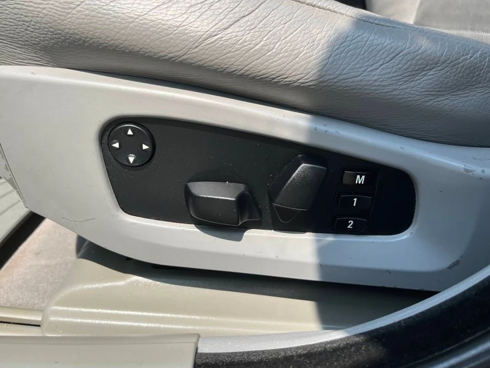 2005 BMW E60 5 Series Sedan - Image 14 of 20