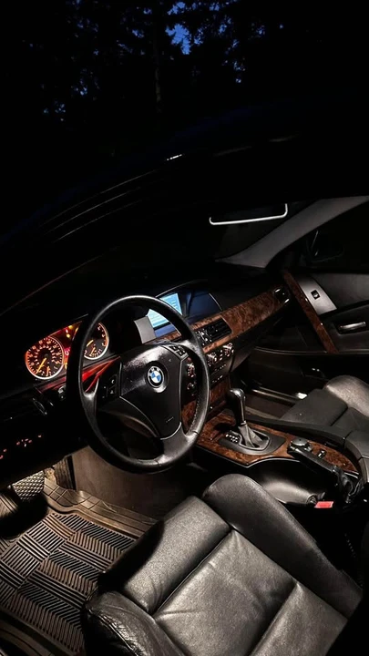 2005 BMW E60 5 Series Sedan - Image 8 of 9