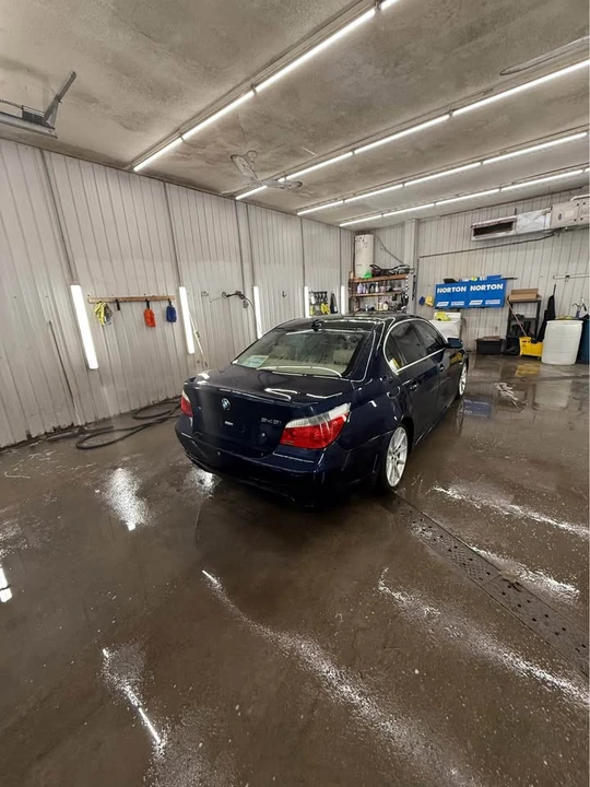 2005 BMW E60 5 Series Sedan - Image 6 of 11