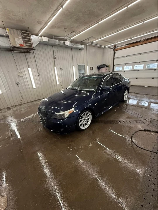 2005 BMW E60 5 Series Sedan - Image 2 of 11