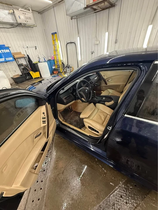 2005 BMW E60 5 Series Sedan - Image 9 of 11