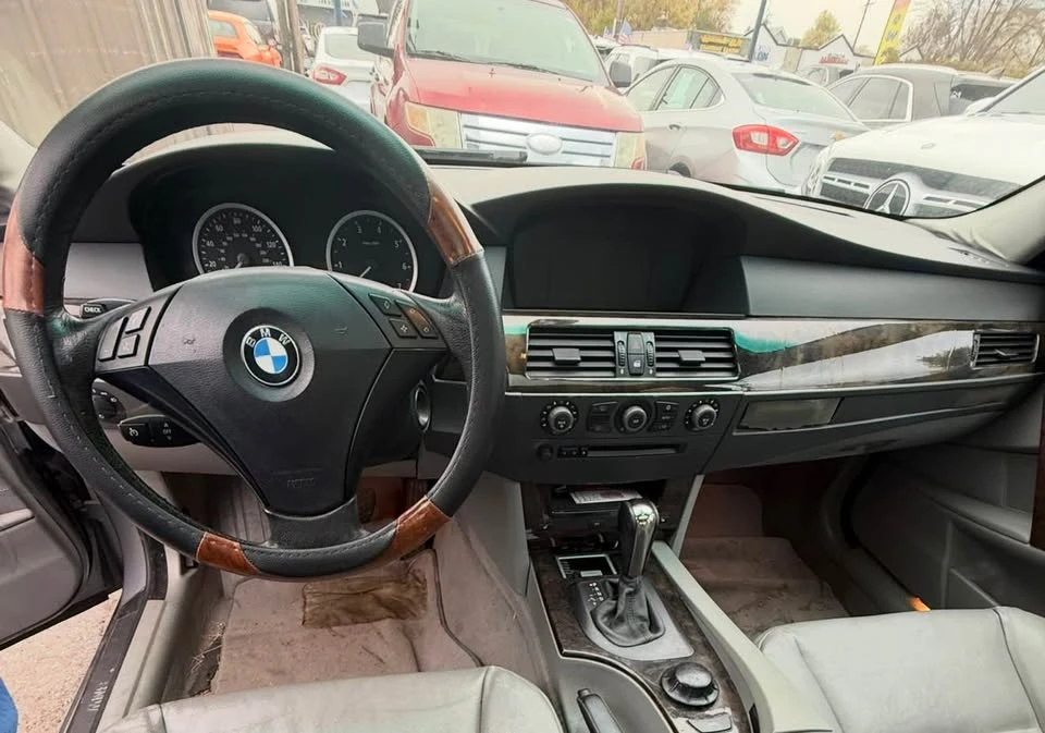 2005 BMW E60 5 Series Sedan - Image 8 of 9