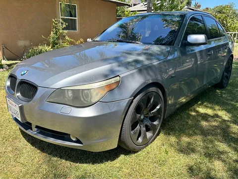 2005 BMW 525i Sedan