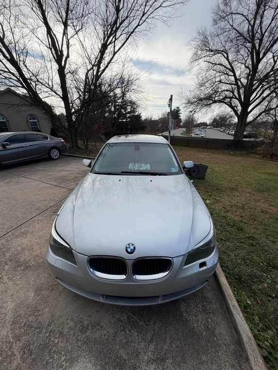 2005 BMW E60 5 Series Sedan - Image 2 of 4