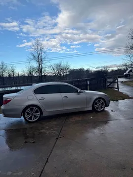 2005 BMW 5 Series 525i Sedan