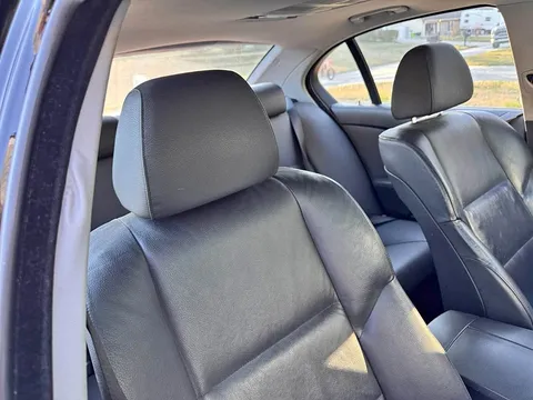 2005 BMW 5 Series 525i Sedan