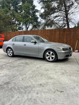 2005 BMW 5 Series 525i Sedan