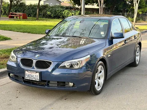 2005 BMW 5 Series 525i