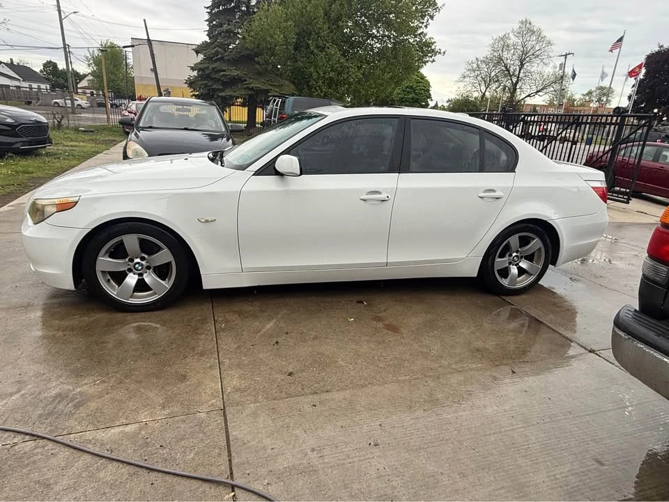 2005 BMW E60 5 Series Sedan - Image 3 of 9