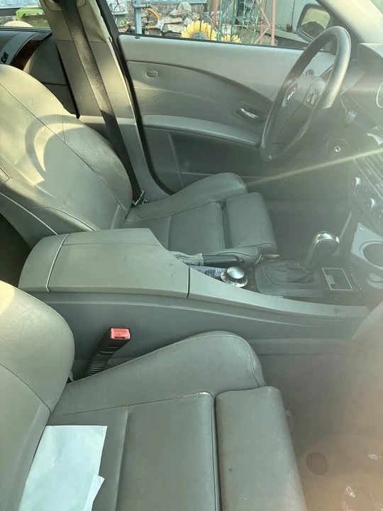 2005 BMW E60 5 Series Sedan - Image 3 of 3