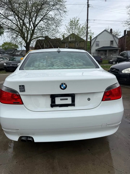 2005 BMW E60 5 Series Sedan - Image 8 of 9
