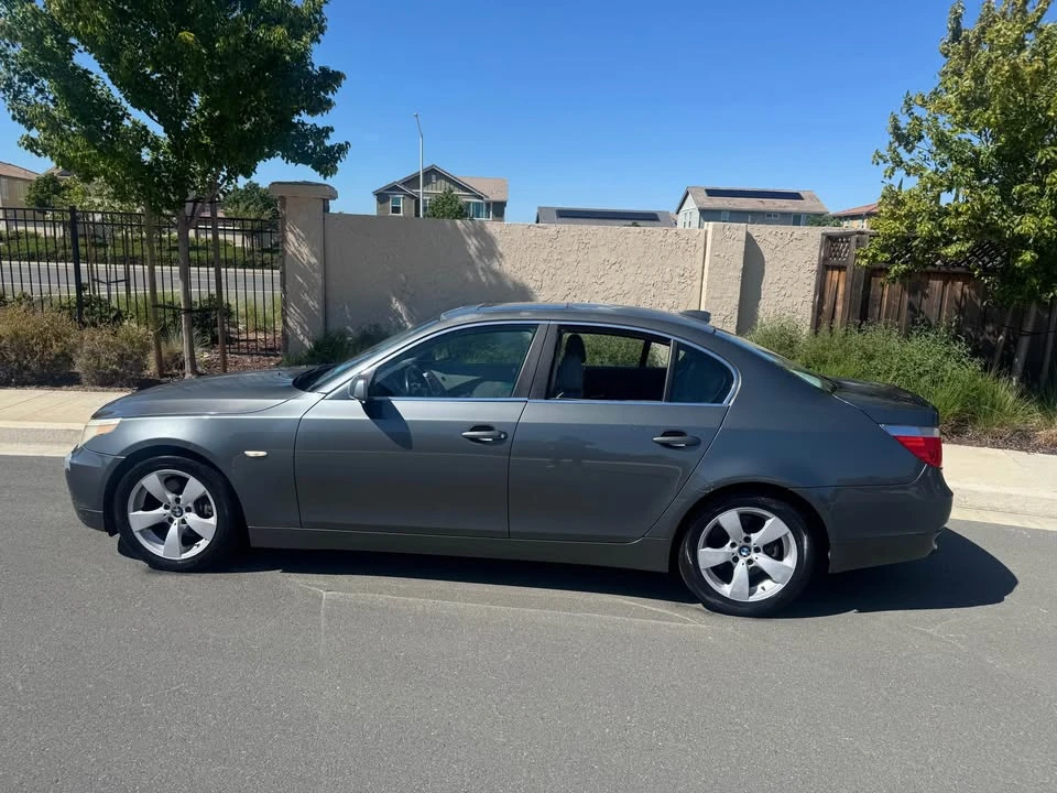 2005 BMW E60 5 Series Sedan - Image 10 of 11