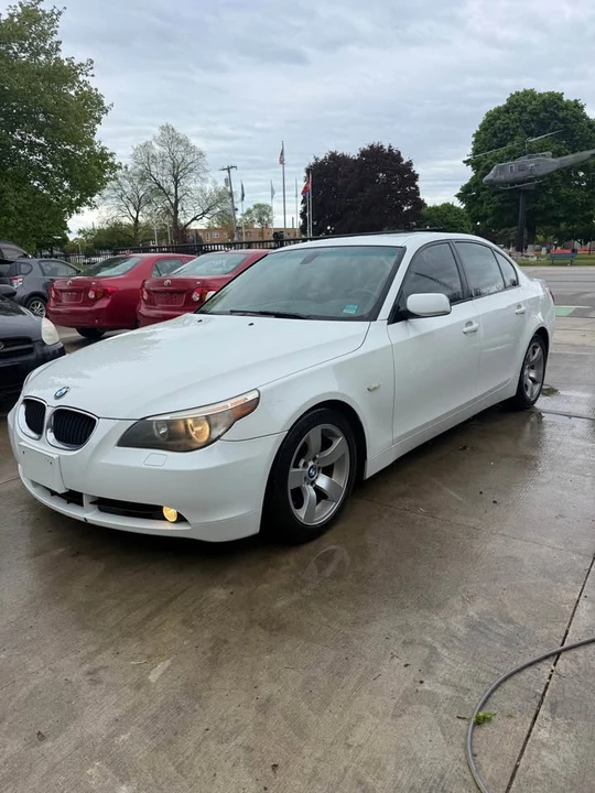 2005 BMW E60 5 Series Sedan - Image 2 of 9