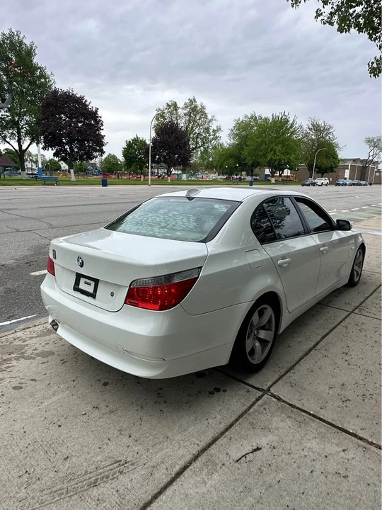 2005 BMW E60 5 Series Sedan - Image 5 of 10