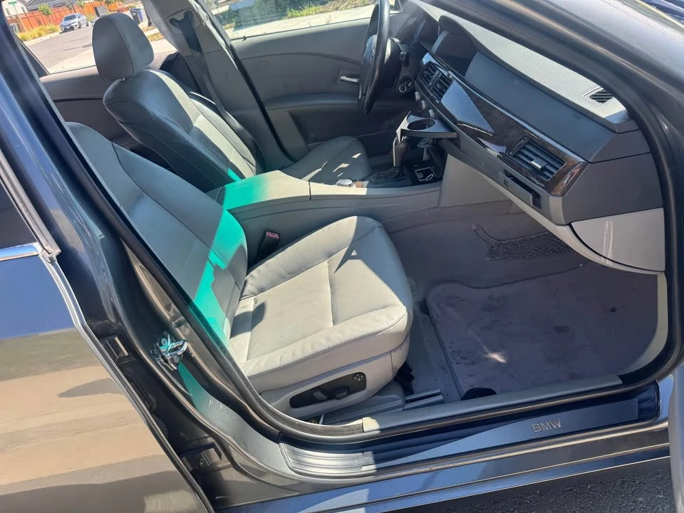 2005 BMW E60 5 Series Sedan - Image 6 of 11
