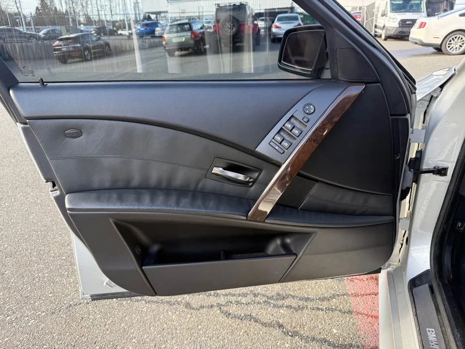 2005 BMW E60 5 Series Sedan - Image 9 of 18