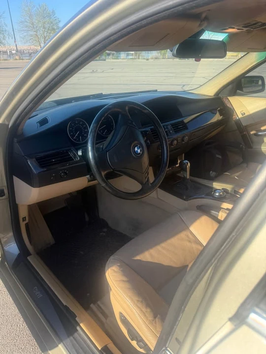 2005 BMW E60 5 Series Sedan - Image 5 of 10