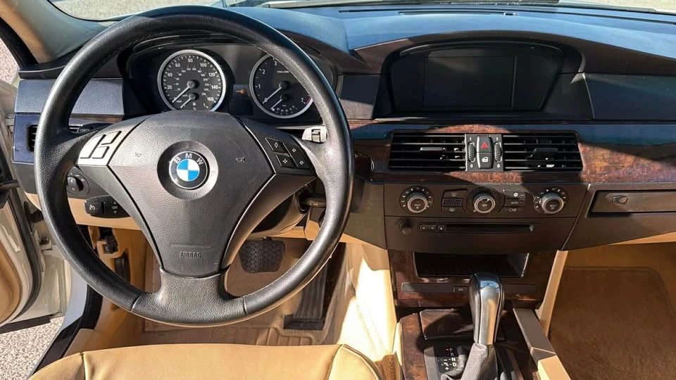 2005 BMW E60 5 Series Sedan - Image 10 of 11