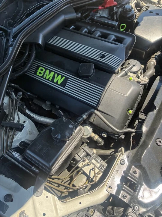 2005 BMW E60 5 Series Sedan - Image 8 of 9