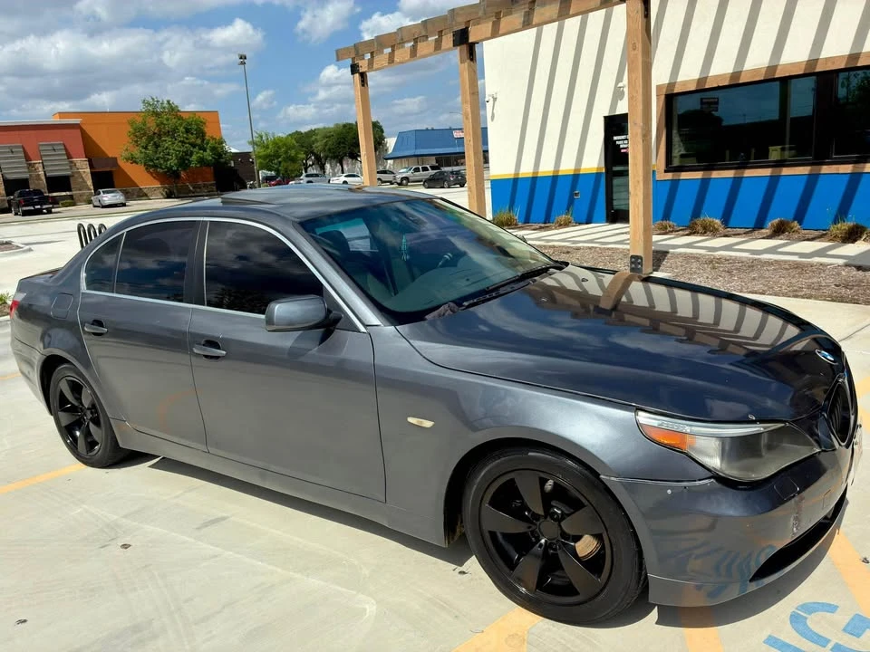 2005 BMW E60 5 Series Sedan - Image 2 of 17