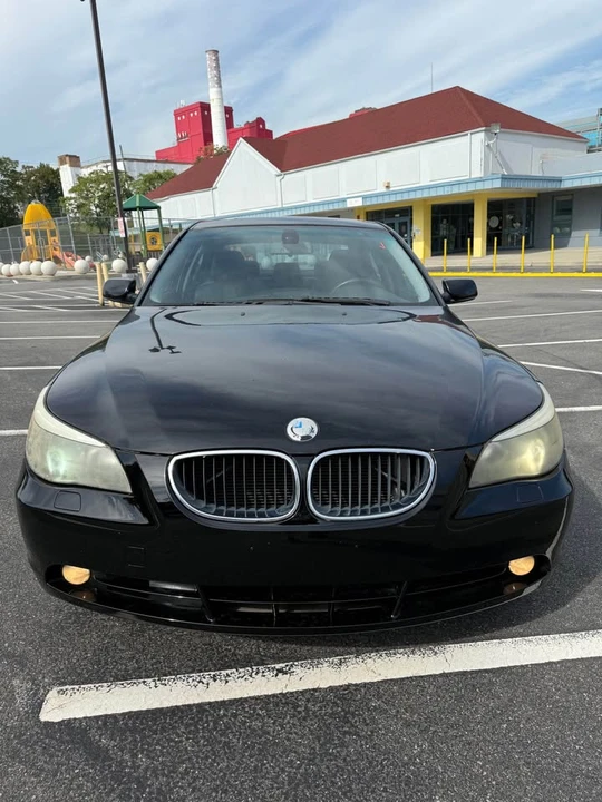 2005 BMW E60 5 Series Sedan - Image 2 of 11