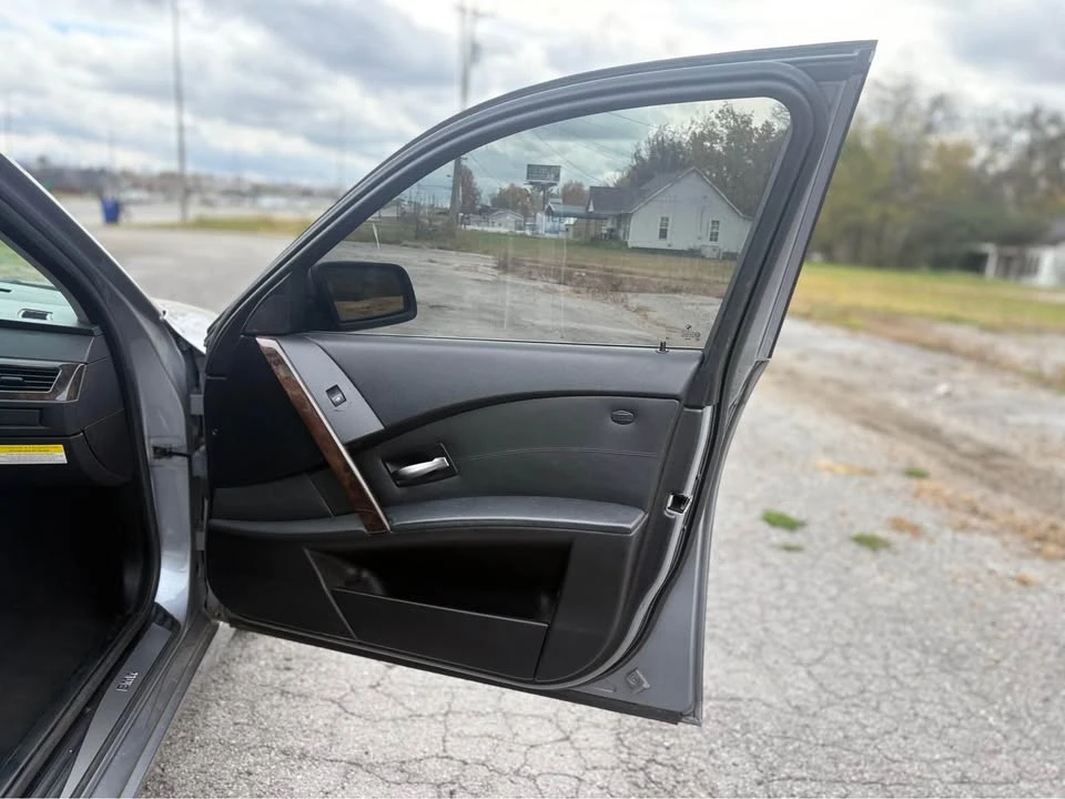 2005 BMW E60 5 Series Sedan - Image 13 of 20