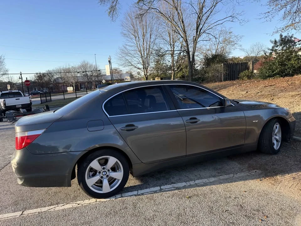 2005 BMW E60 5 Series Sedan - Image 2 of 3